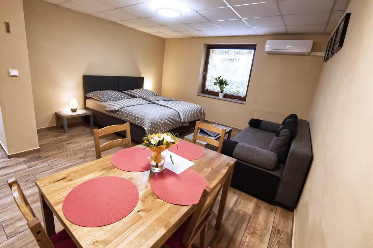 Nice Accommodation In Mikulov Eksteriør bilde